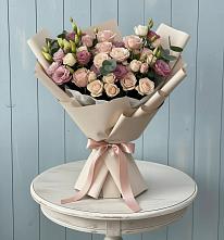 Букет цветов из:  Розы и Лизиантусы в Знаменском Омской области