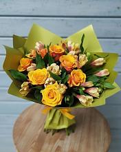 Букет цветов из:  Альстромерии и Розы #REPLACE_PRED# Знаменском Омской области