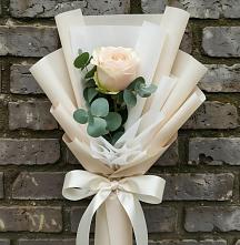 Букет цветов из:  Розы в Знаменском Омской области