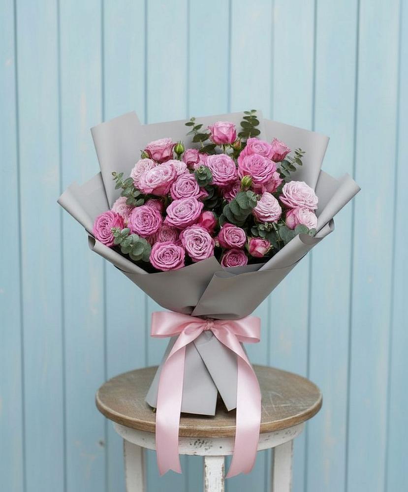 Букет цветов из: Розы в Знаменском Омской области