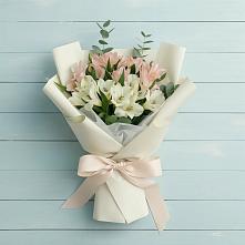 Букет цветов из:  Альстромерии в Знаменском Омской области