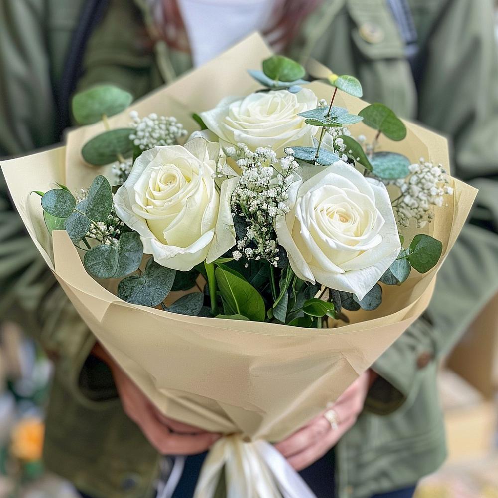 Букет цветов из: Розы в Знаменском Омской области