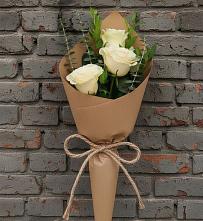 Букет цветов из:  Розы в Знаменском Омской области