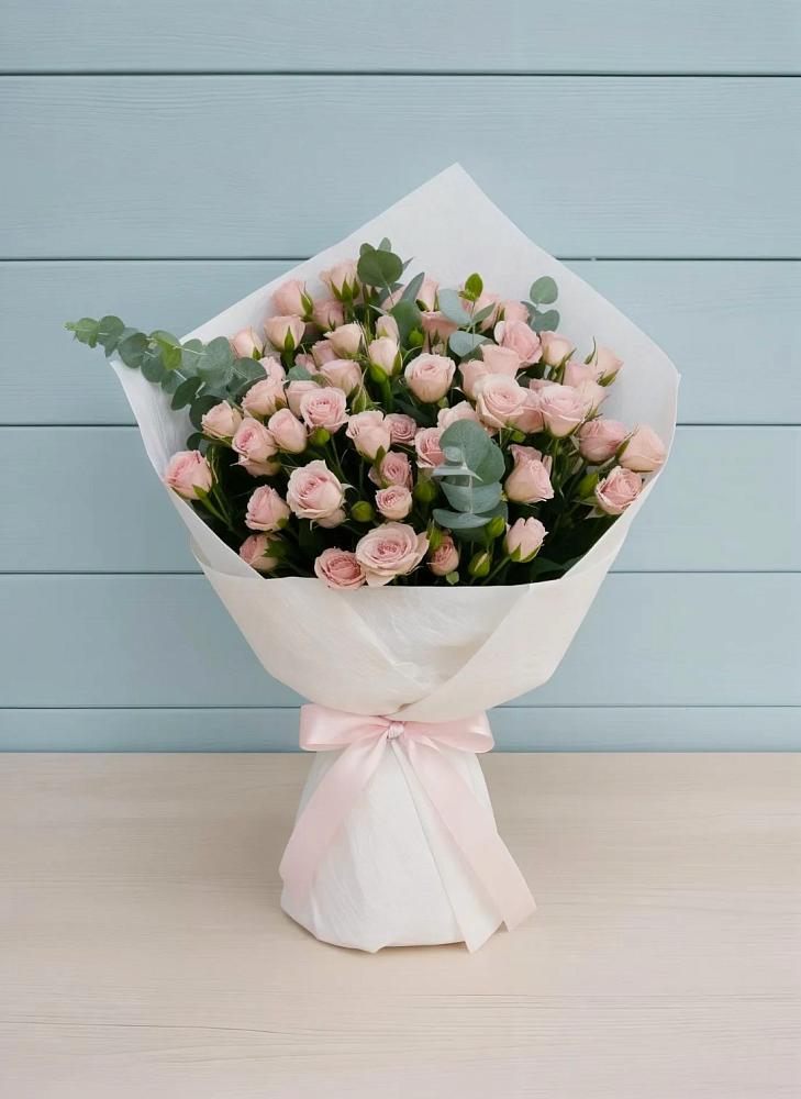 Букет цветов из: Розы в Знаменском Омской области