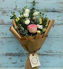 Букет цветов из:  Розы и Лизиантусы #REPLACE_PRED# Знаменском Омской области