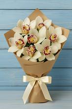 Букет цветов из:  Орхидеи и Розы в Знаменском Омской области